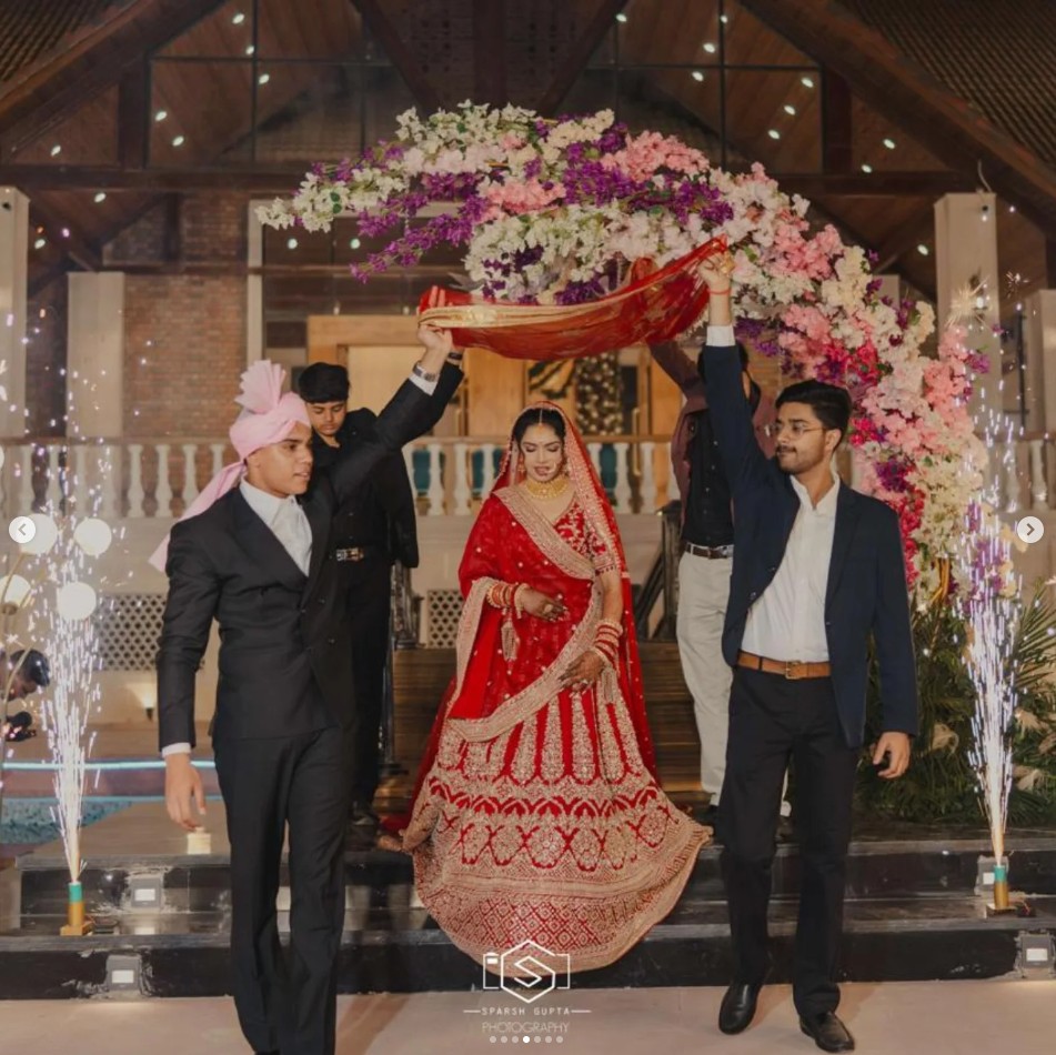The Grand Bridal Entry: A Royal Moment in Wedding Celebrations